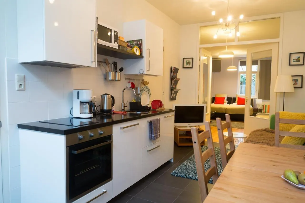 B&B Chez Cho Utrecht 0*,  Países Bajos