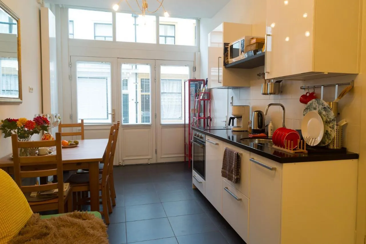 Apartamento B&B Chez Cho Utrecht Países Bajos